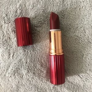 Charlotte Tilbury Limited Edition “Magic Red”